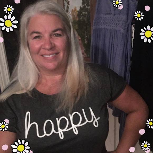 Meet your Posher, Janet - Picture 1 of 1